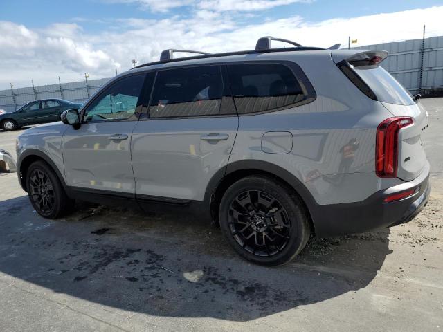 5XYP5DHC2NG224488 - 2022 KIA TELLURIDE SX GRAY photo 2