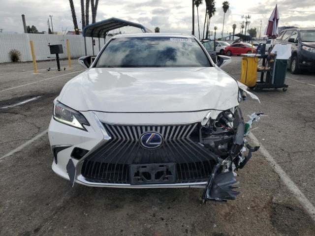 JTHB21B10K2027428 - 2019 LEXUS ES 300H WHITE photo 5