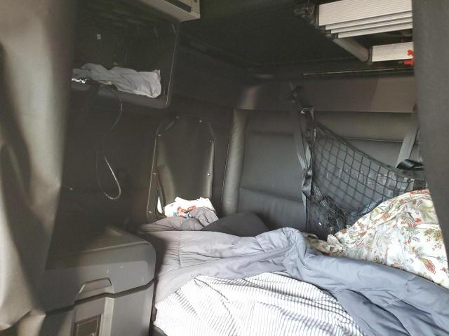 3AKJHHDR6PSUK5409 - 2023 FREIGHTLINER CASCADIA 1 WHITE photo 6