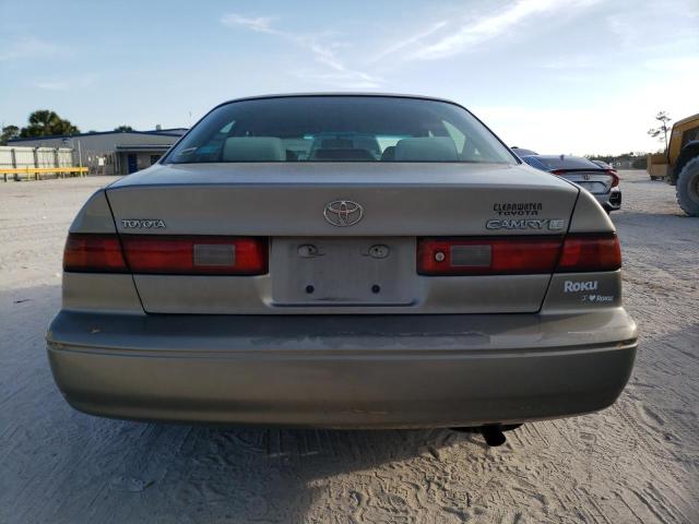 4T1BG22K0WU317692 - 1998 TOYOTA CAMRY CE GRAY photo 6