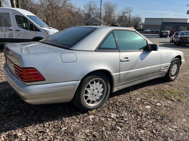 WDBFA63F1TF131643 - 1996 MERCEDES-BENZ SL 320 GRAY photo 4