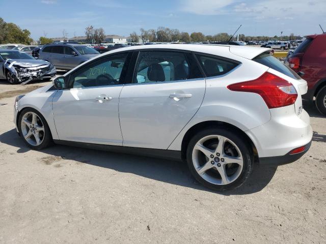 1FADP3N21EL179623 - 2014 FORD FOCUS TITANIUM WHITE photo 2