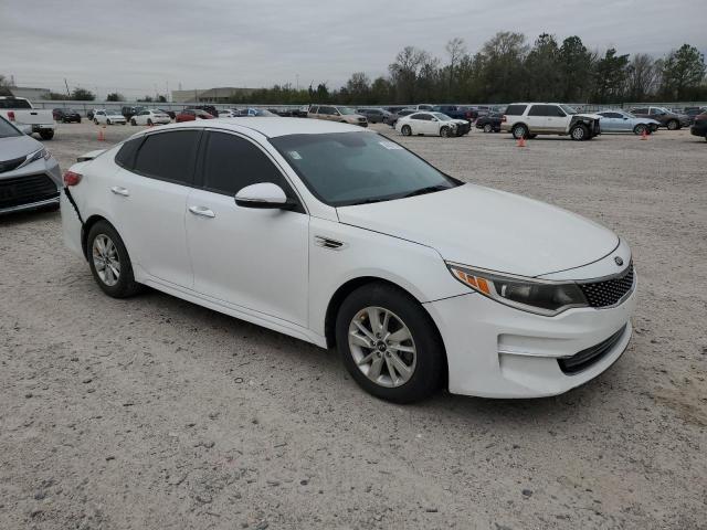 5XXGT4L35JG211732 - 2018 KIA OPTIMA LX WHITE photo 4