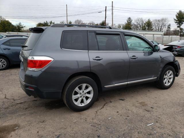 5TDBK3EH4DS244370 - 2013 TOYOTA HIGHLANDER BASE GRAY photo 3