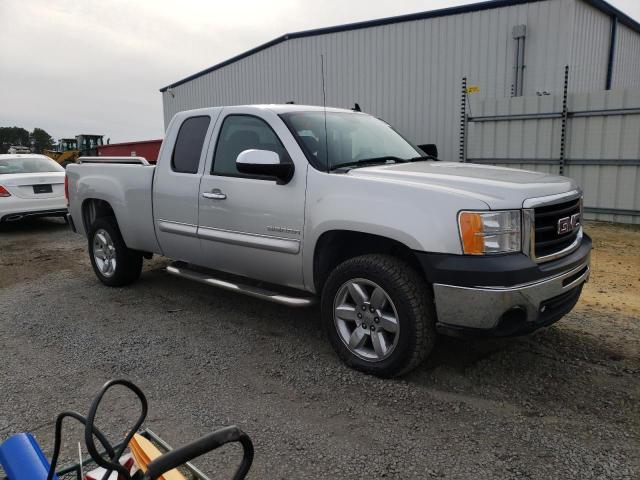 1GTR1VE03DZ180974 - 2013 GMC SIERRA C1500 SLE SILVER photo 4