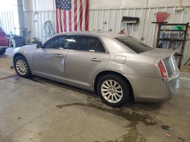 2C3CCAAG1DH707443 - 2013 CHRYSLER 300 SILVER photo 2
