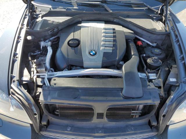 5UXZW0C5XCL673232 - 2012 BMW X5 XDRIVE35D GRAY photo 12