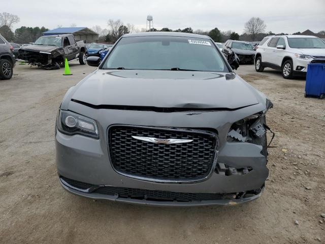 2C3CCAAG9HH647319 - 2017 CHRYSLER 300 LIMITED GRAY photo 5