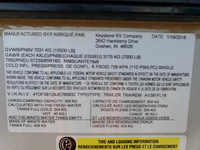 4YDF38129JE760932 - 2018 KEYSTONE AVALANCHE ორფეროვანი ფოტო 10