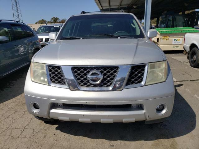 5N1AR18U06C682713 - 2006 NISSAN PATHFINDER LE SILVER photo 5