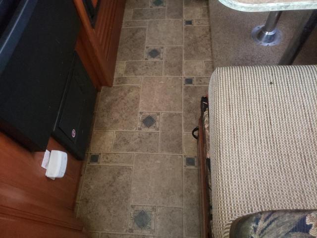 4YDT30029AB451260 - 2010 KEYSTONE OUTBACK WHITE photo 9