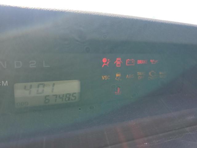 JTLKT324364079770 - 2006 TOYOTA SCION XB GREEN photo 9