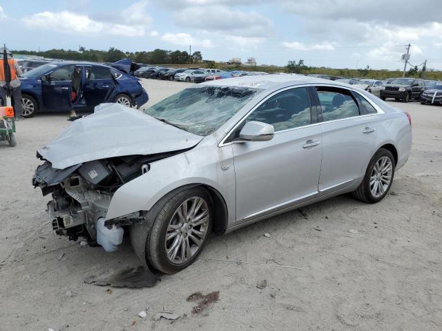 2G61M5S3XK9149153 - 2019 CADILLAC XTS LUXURY SILVER photo 1