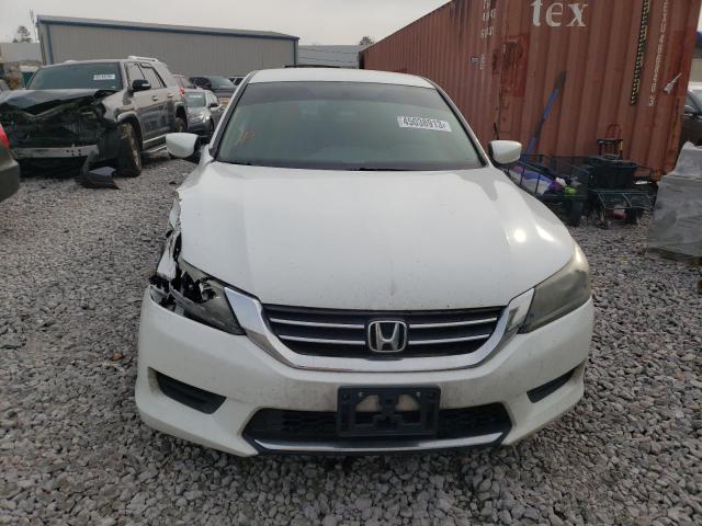 1HGCR2F37FA068560 - 2015 HONDA ACCORD LX WHITE photo 5