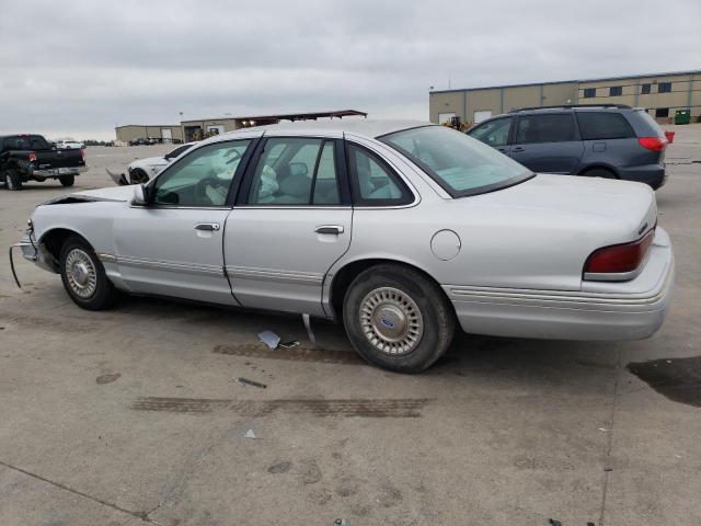 2FALP73W0VX129548 - 1997 FORD CROWN VICT SILVER photo 2