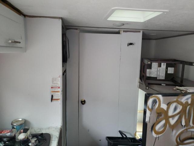 4YDTCMG16R8933584 - 2024 KEYSTONE TRAILER TWO TONE photo 6