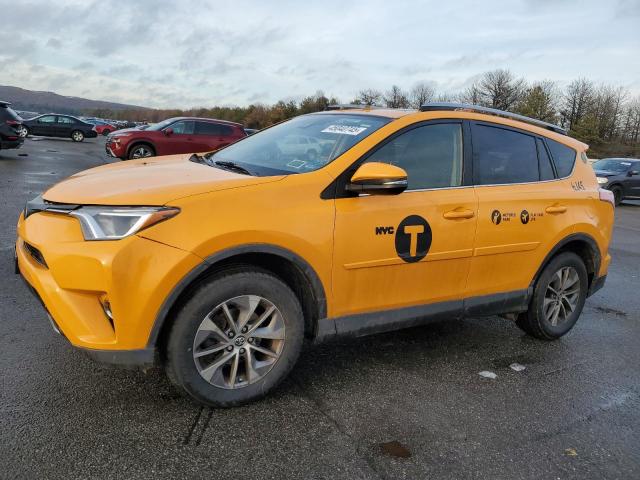 2017 TOYOTA RAV4 HV LE, null