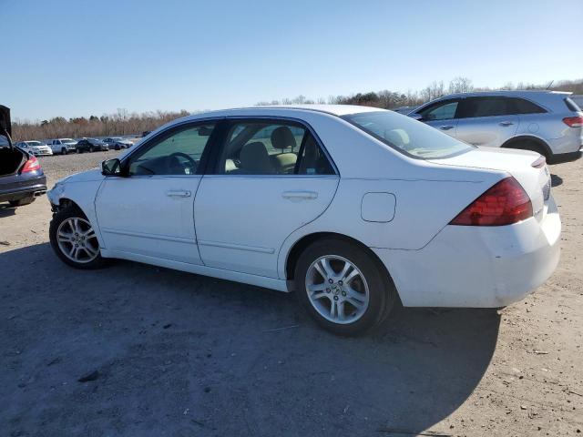 1HGCM56357A001750 - 2007 HONDA ACCORD SE WHITE photo 2