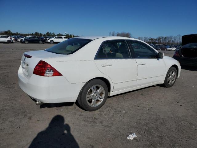 1HGCM56357A001750 - 2007 HONDA ACCORD SE WHITE photo 3