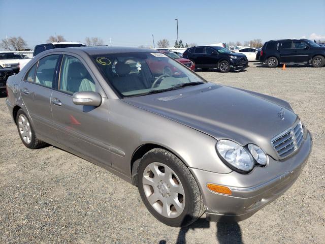 WDBRF61J25F579432 - 2005 MERCEDES-BENZ C 240 SILVER photo 4