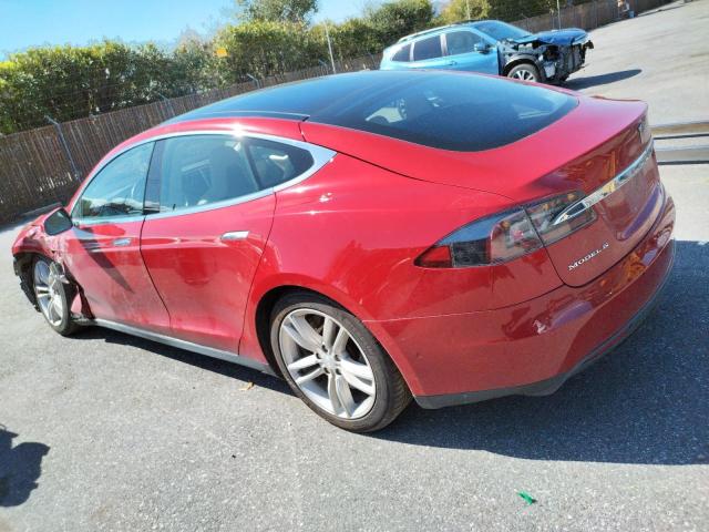 5YJSA1E19FF118121 - 2015 TESLA MODEL S Qırmızı foto 2
