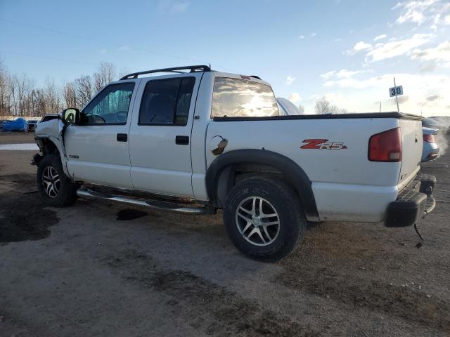 1GCDT13X43K148653 - 2003 CHEVROLET S TRUCK S10 WHITE photo 2