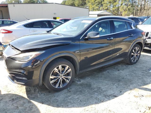 SJKCH5CR3HA024664 - 2017 INFINITI QX30 BASE 黑色 照片 1