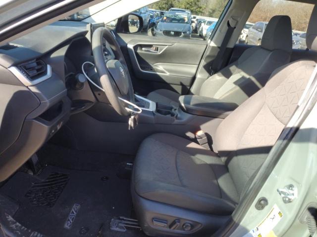 2T3P1RFV7MW171123 - 2021 TOYOTA RAV4 XLE GRAY photo 7