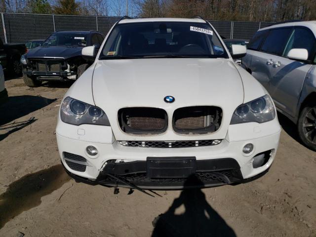 5UXZV4C56D0G54306 - 2013 BMW X5 XDRIVE35I WHITE photo 5