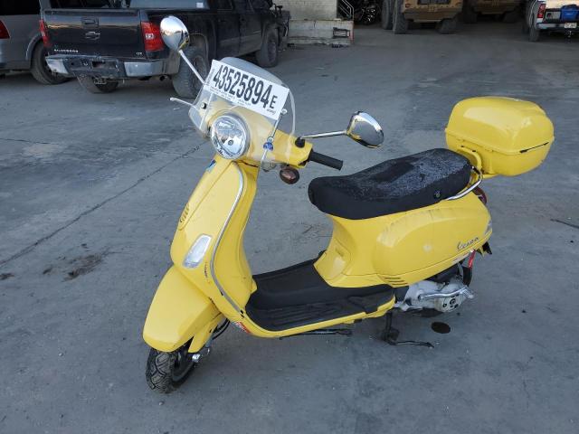 ZAPM448F775012275 - 2007 VESPA LX 150 YELLOW photo 2