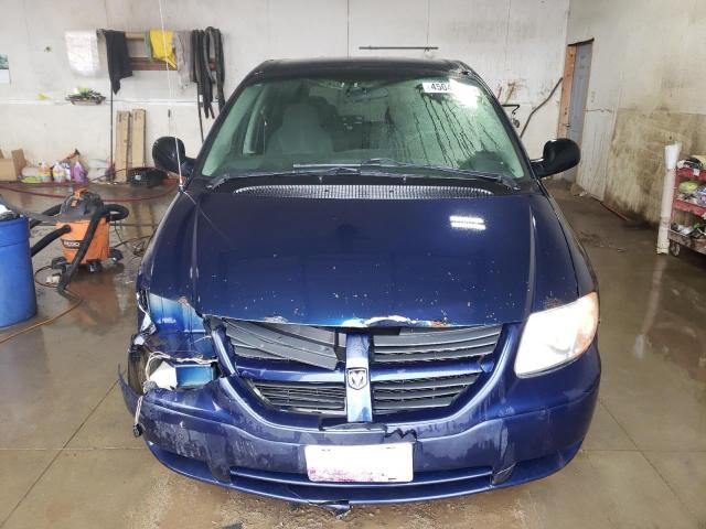 1D4GP45R85B197555 - 2005 DODGE CARAVAN SXT BLUE photo 5