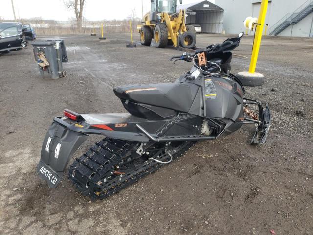 4UF18SNW7JT102085 - 2018 ARCTIC CAT ZR9000 BLACK photo 4