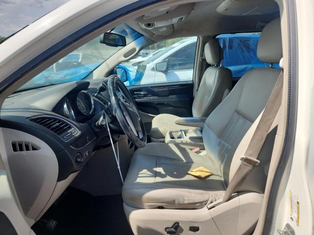 2C4RC1BG2DR554778 - 2013 CHRYSLER TOWN & COU TOURING WHITE photo 7