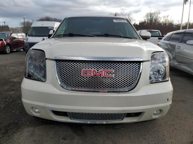 1GKS2MEF0CR169754 - 2012 GMC YUKON XL DENALI WHITE photo 5