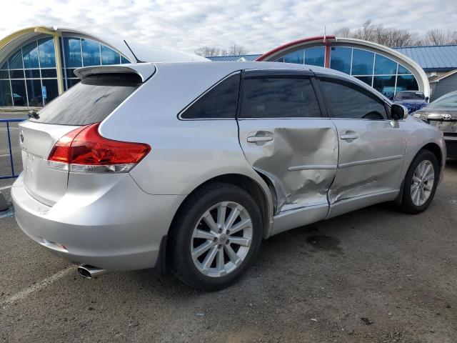 4T3ZA3BB0AU028348 - 2010 TOYOTA VENZA SILVER photo 3