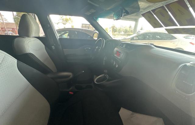 KNDJP3A55E7009268 - 2014 KIA SOUL + WHITE photo 5