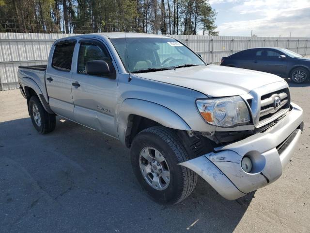 5TEJU4GN2AZ716336 - 2010 TOYOTA TACOMA DOUBLE CAB PRERUNNER SILVER photo 4