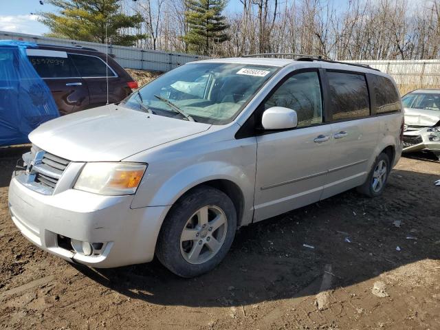 2D4RN5D14AR417429 - 2010 DODGE GRAND CARA SXT SILVER photo 1