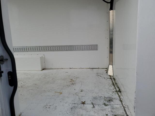 3C6LRVCG8NE142515 - 2022 RAM PROMASTER 2500 HIGH WHITE photo 11