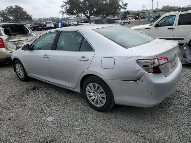 4T1BF1FK0DU692048 - 2013 TOYOTA CAMRY L SILVER photo 2