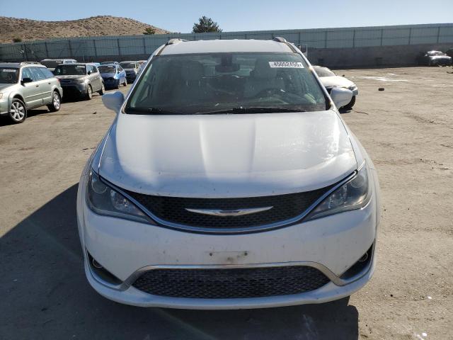 2C4RC1BG7HR720590 - 2017 CHRYSLER PACIFICA TOURING L WHITE photo 5