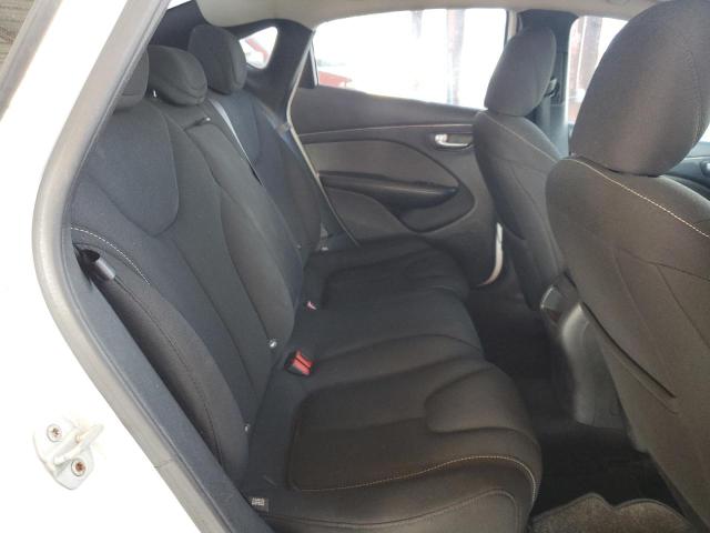 1C3CDFBA7DD194927 - 2013 DODGE DART SXT 白色 照片 10