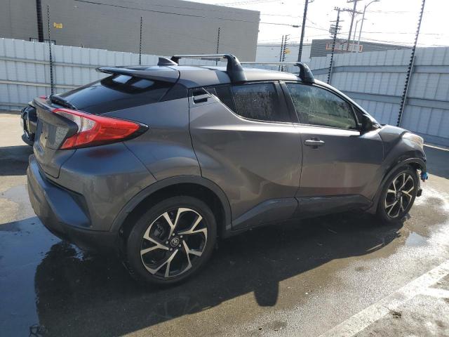 JTNKHMBX9J1010486 - 2018 TOYOTA C-HR XLE GRAY photo 4