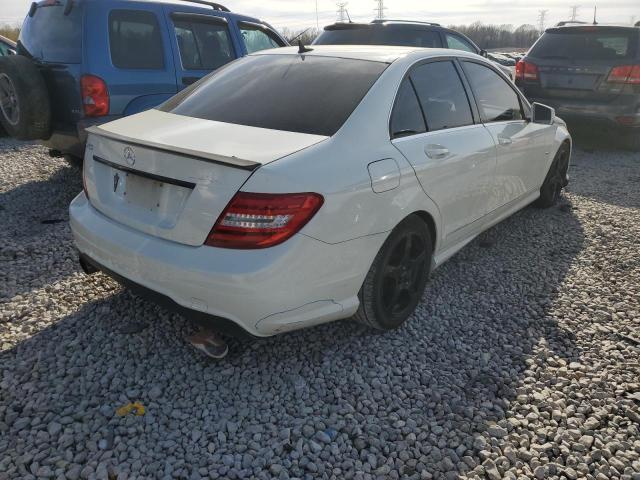 WDDGF4HB0CA643592 - 2012 MERCEDES-BENZ C 250 WHITE photo 3