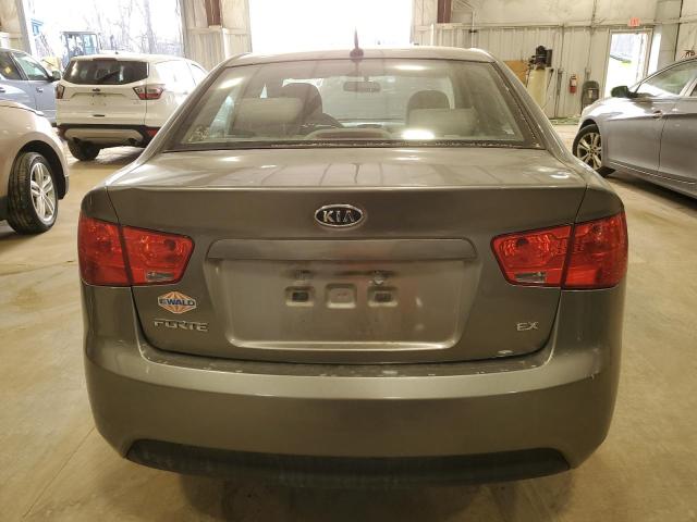 KNAFU4A28B5377961 - 2011 KIA FORTE EX GRAY photo 6