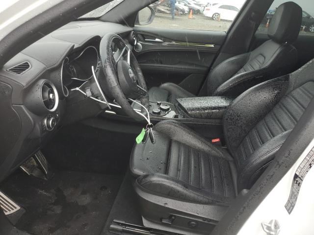 ZASPAKBN3K7C71300 - 2019 ALFA ROMEO STELVIO TI WHITE photo 7