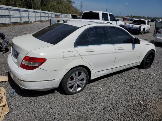 WDDGF54X18R011667 - 2008 MERCEDES-BENZ C 300 WHITE photo 3