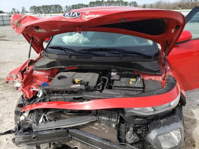 KNDJ23AU5L7713442 - 2020 KIA SOUL LX RED photo 11