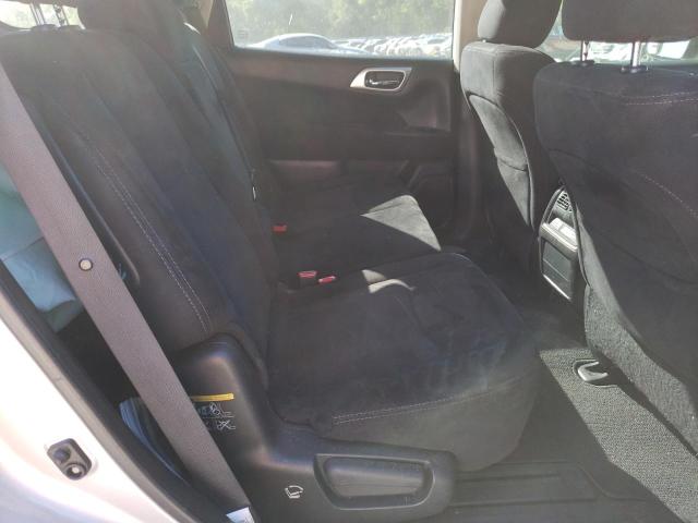 5N1AR2MN0GC670924 - 2016 NISSAN PATHFINDER S 银色 照片 11