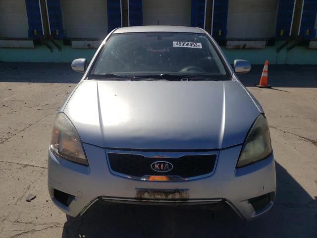 KNADH4A39B6930227 - 2011 KIA RIO BASE SILVER photo 5